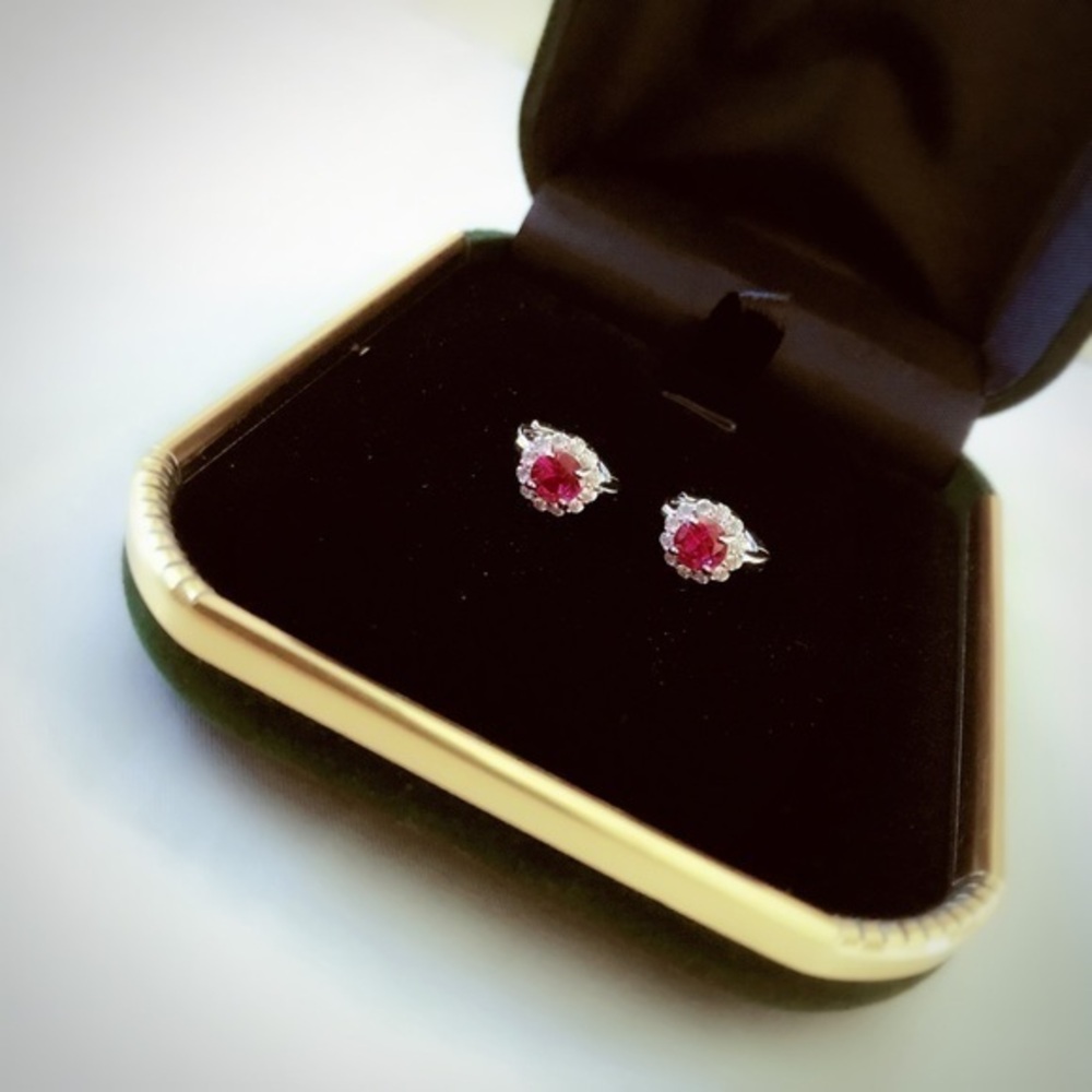 Sterling silver Purple zircon Hoop earrings